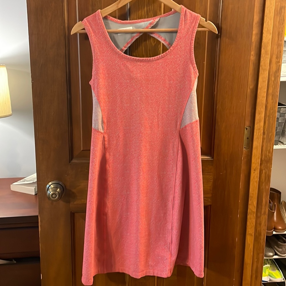 Columbia womens dress Small
